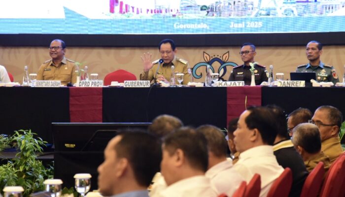 Gubernur Gorontalo Soroti Persoalan Tunjangan Guru dan Data Bansos