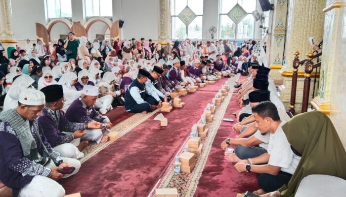 Pemkot Kotamobagu Sambut Kepulangan 98 Jemaah Haji di Masjid Al Munawwar