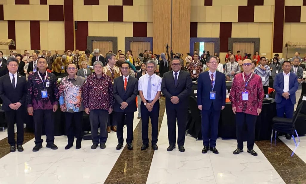Kolaborasi Global