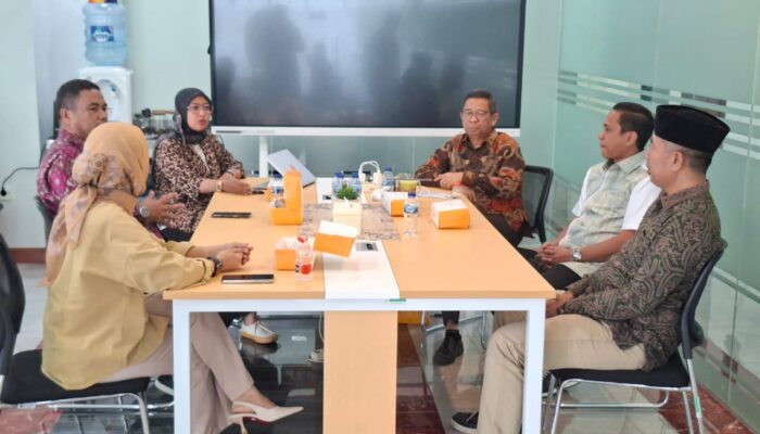 Wali Kota Kotamobagu Temui Rektor UNUSIA, Bahas Kerja Sama Peningkatan Pendidikan