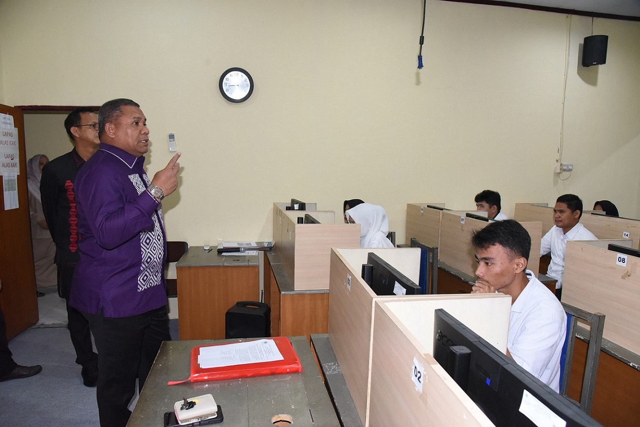 Rektor UNG