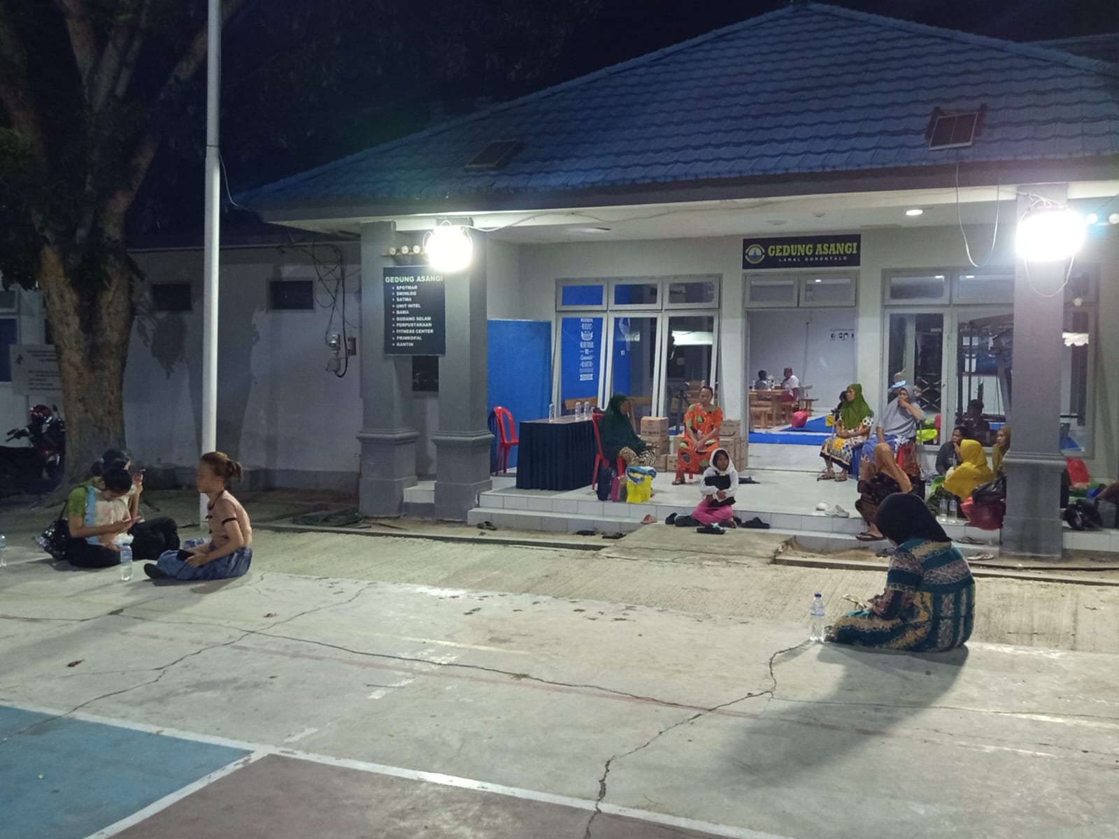 Warga Waspada Tsunami