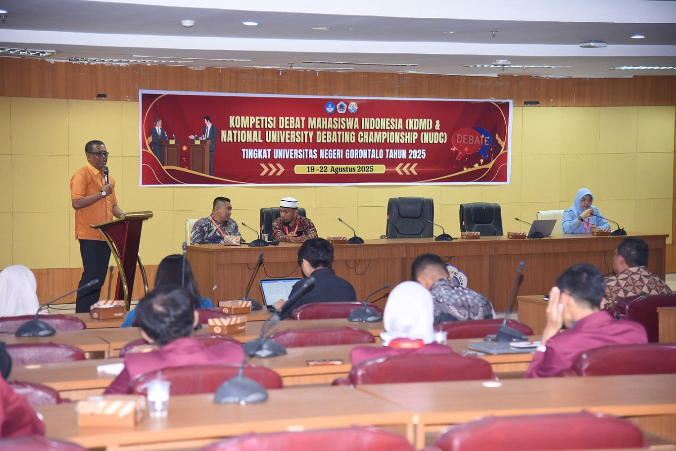Debat Mahasiswa