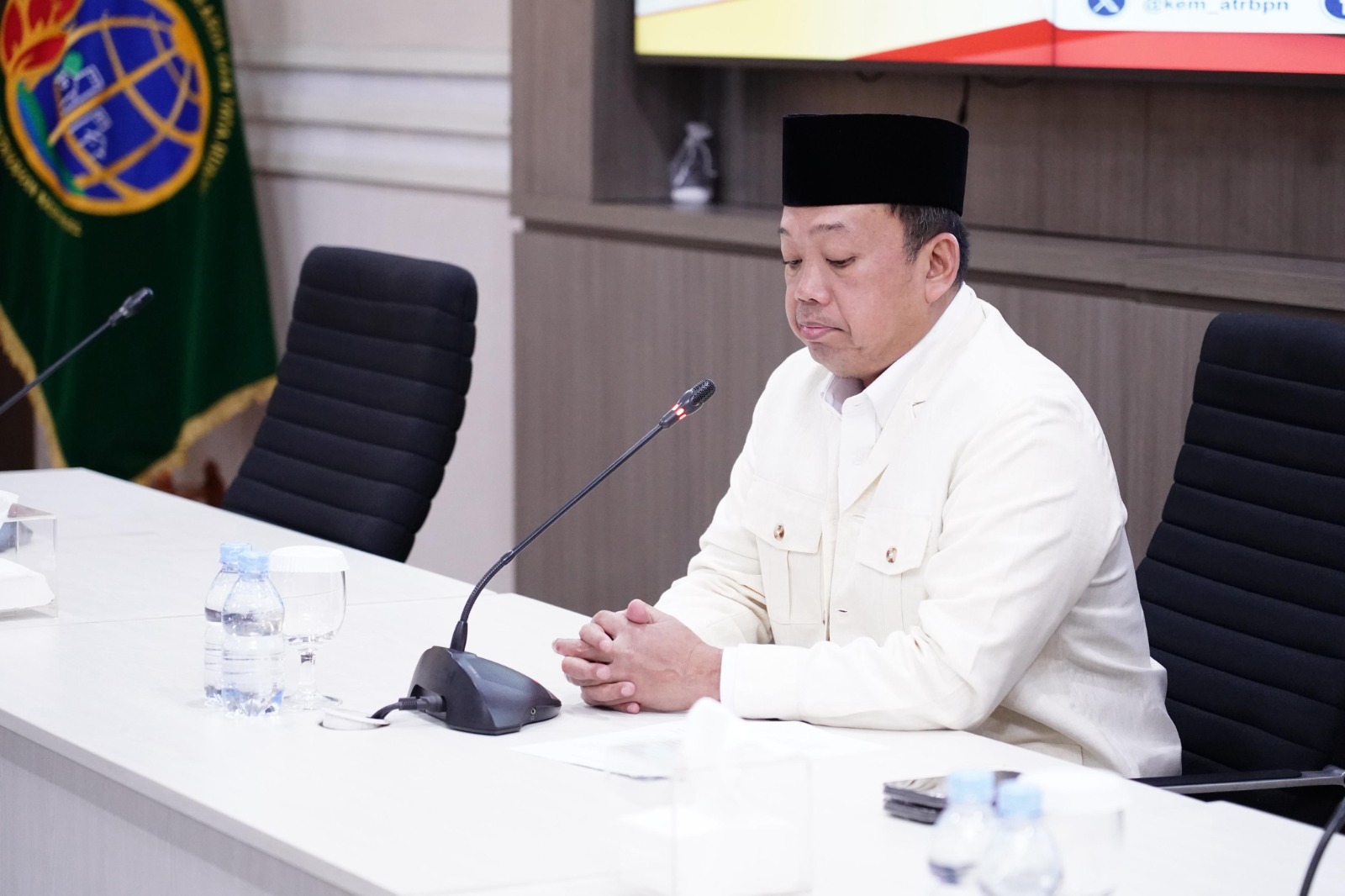 Menteri Nusron