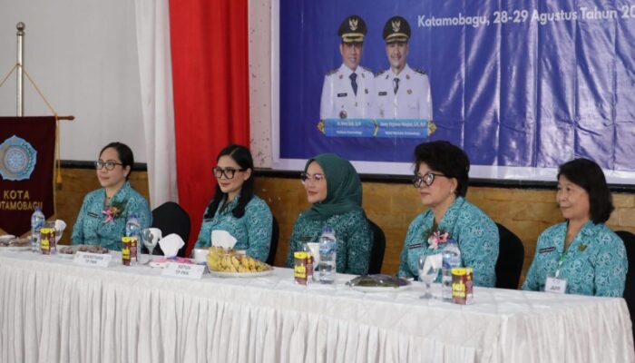 TP-PKK Kotamobagu Sambut TP-PKK Sulut Hadiri Pemilihan Duta Stunting