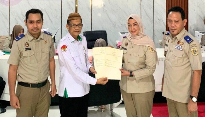 Kantor Pertanahan Kabupaten Gorontalo Serahkah Sertifikat Tanah Wakaf