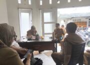 Meski di Kantin, Adhan Dambea Kumpulkan OPD Bahas Progres Kinerja