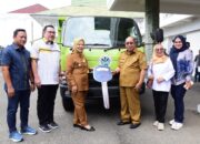 Pemkot Terima Bantuan Truk Pengangkut Sampah, Adhan Puji Rusli Habibie