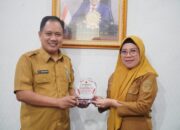 Kantor Bersih Bikin Sekretariat DPRD Kota Gorontalo Raih Penghargaan Sanitasi Terbaik