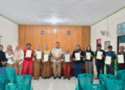 Kantor Pertanahan Kabupaten Gorontalo Serahkan Sertifikat PTSL kepada Masyarakat Hepuhulawa
