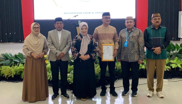 Wagub Gorontalo Ingatkan Warga Cermat Memilih Travel Haji dan Umroh