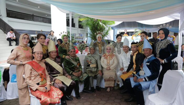 Wali Kota dan Wawali Kotamobagu Hadiri Upacara HUT ke-61 Provinsi Sulut