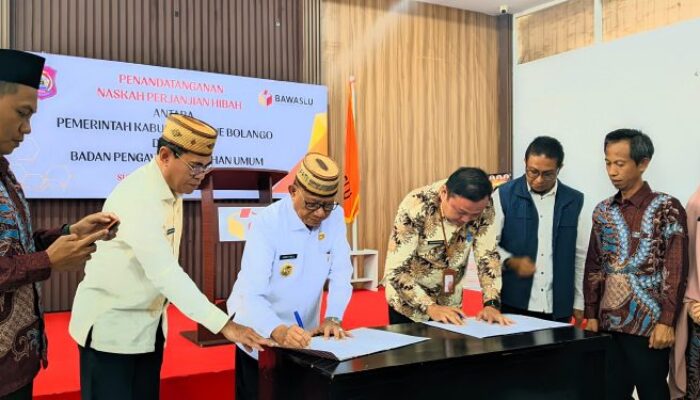 Pemkab Bone Bolango Beri Hibah Tanah dan Bangunan untuk Bawaslu