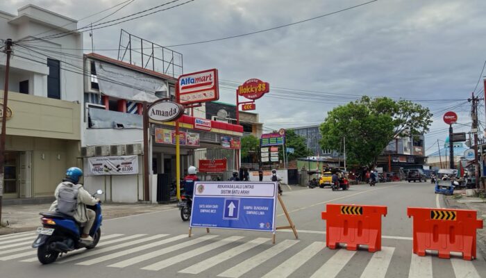 Hari Pertama Uji Coba One Way Jalan HB Jassin, Begini Tanggapan Masyarakat!