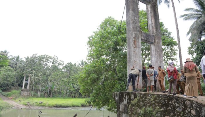 Wali Kota Wenny Gaib Tinjau Jembatan Gantung Monsi yang Ambruk