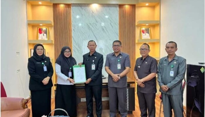 Pemkot Kotamobagu Tunjuk Indah Kusumawardhani sebagai Plt Lurah Mongkonai