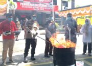 Kejari Kota Gorontalo Musnahkan Barang Bukti, Didominasi Narkotika dan Kosmetik Ilegal