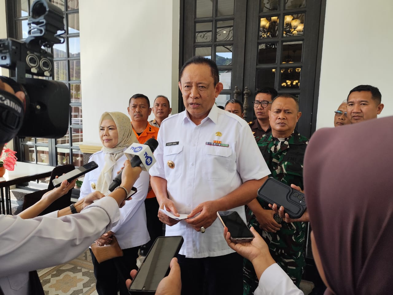 Jelang Akhir Tahun