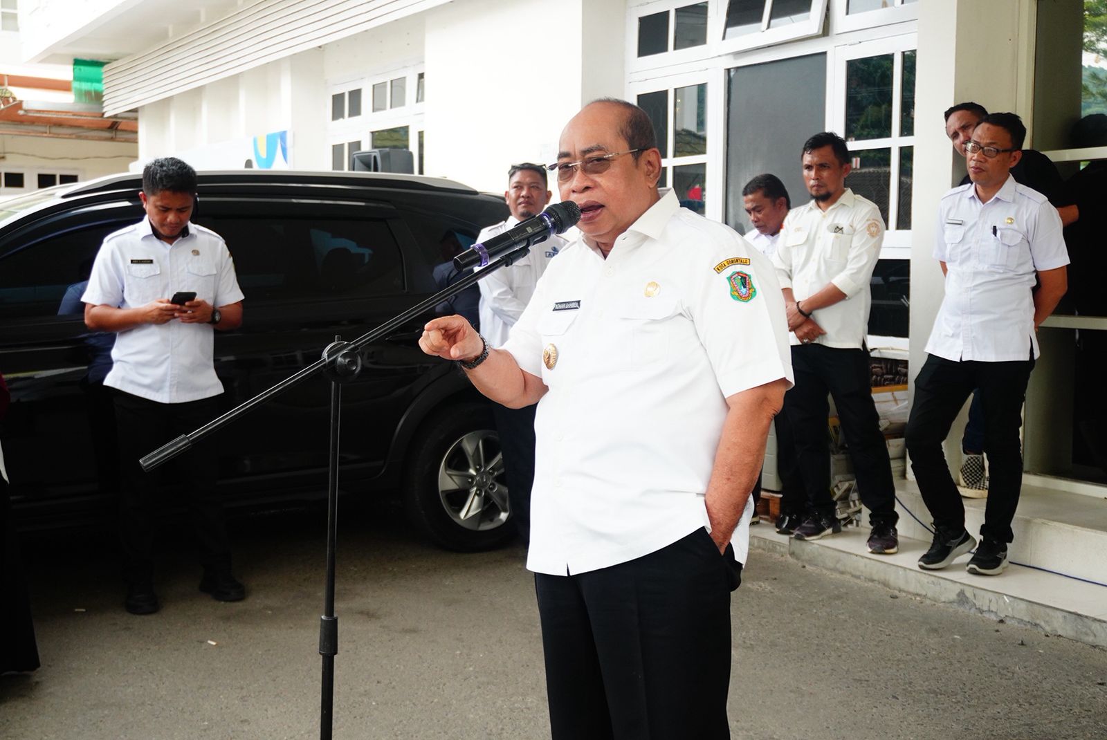 Mobil Dinas Oejabat