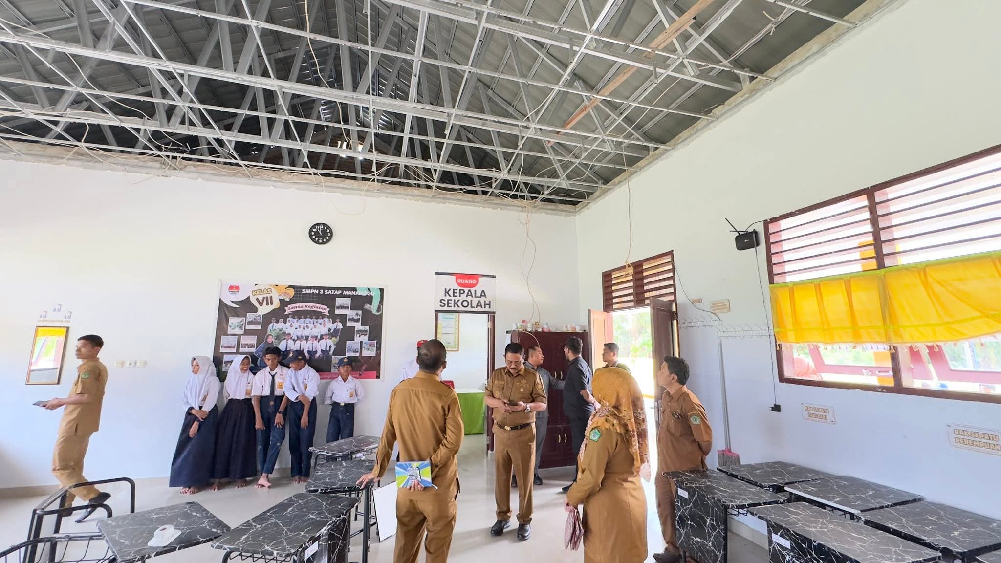SMP Mananggu