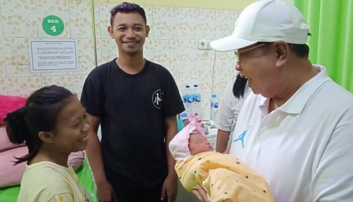 5 Bayi Lahir di Hari Patriotik 23 Januari, Wali Kota Adhan Beri Bingkisan