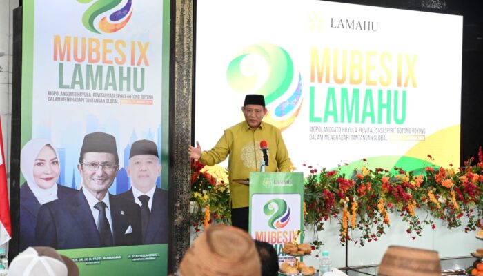 Gusnar Ismail Diapresiasi Toko Nasional pada Mubes IX Lamahu di Jakarta