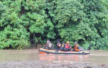 Ibu dan Anak Terseret Arus Sungai di Boliyohuto