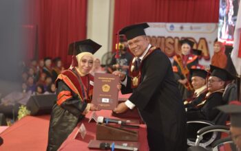 wisuda UNG