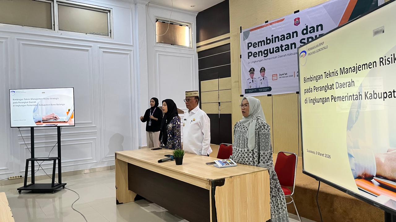 Bupati Ismet