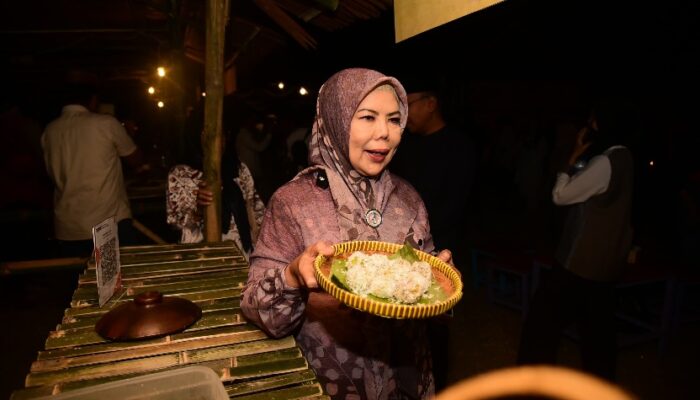 Sajian Kuliner Khas Gorontalo Warnai Festival Tumbilotohe