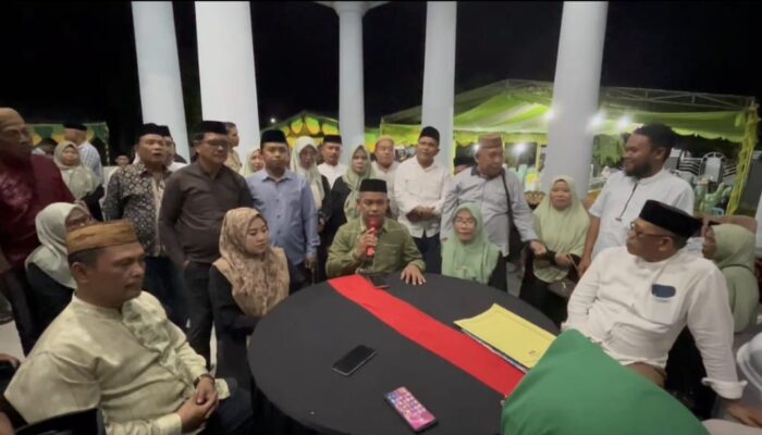 Camat se-Bone Pesisir Pasang Badan Bela Pemerintahan Ismet Mile