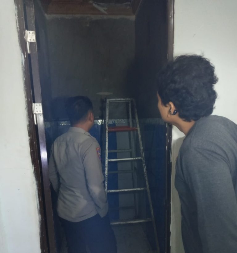 Remaja Tersengat Listrik