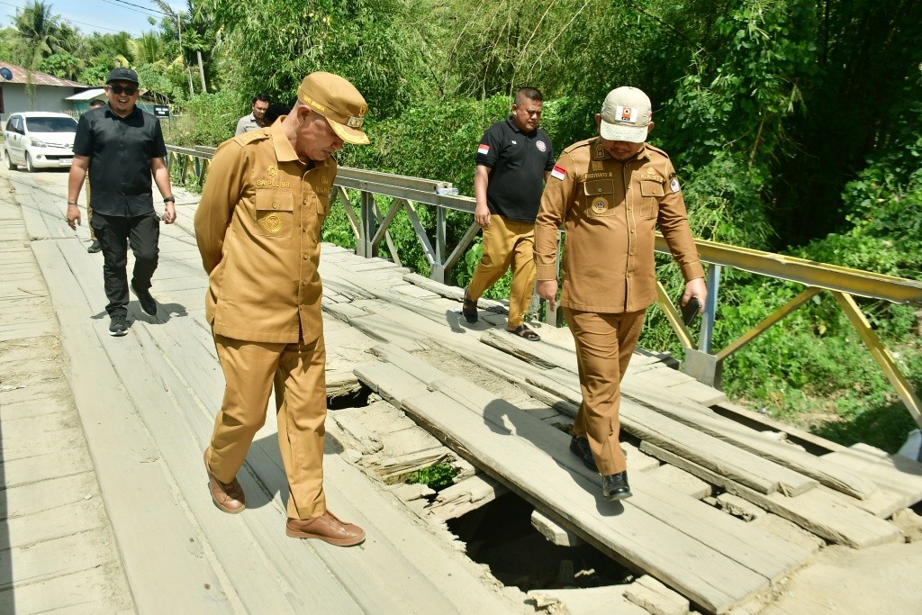 Jembatan Paguat