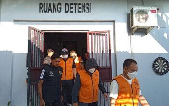 Imigrasi Gorontalo Deportasi 4 WNA Asal China