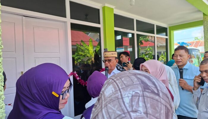 Resmikan Polindes Bongopini, Bupati Ismet Ajak Warga Manfaatkan Fasilitas Kesehatan