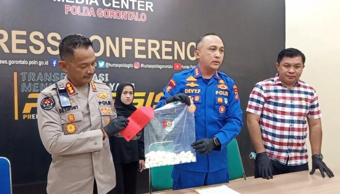 39 Karung Berisi Sianida Diamankan Polisi, Pelaku Masih Diburu