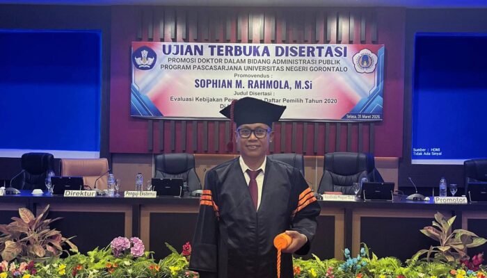 Sophian Rahmola Raih Gelar Doktor, Disertasi Pemutakhiran Daftar Pemilih