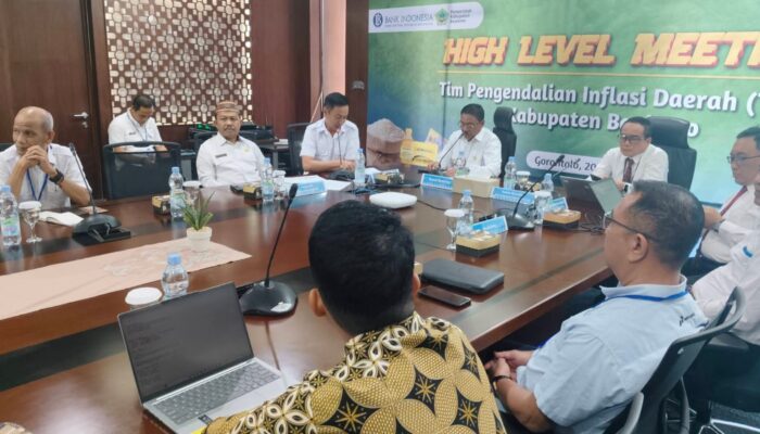 Bupati Rum Soroti Inflasi dan Kelangkaan BBM di Boalemo