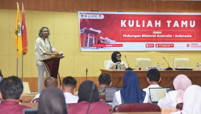 Australian Deputy Ambassador to Indonesia Beri Kuliah Tamu di UNG