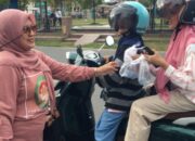 DWP Bone Bolango Bagi-bagi Paket Takjil dan Sembako