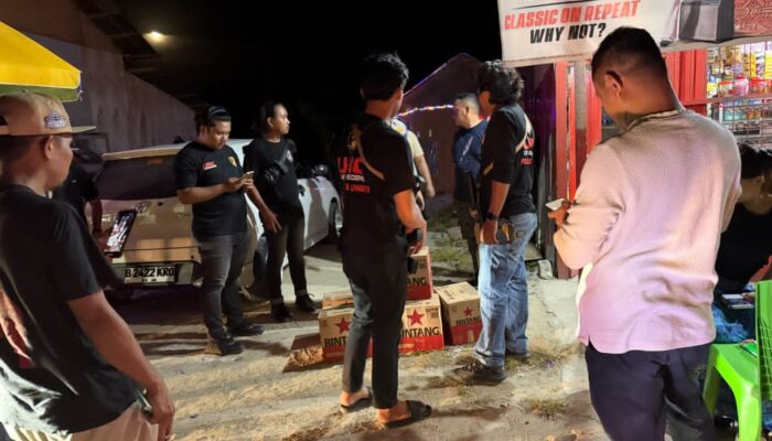 Tim URC Polres Pohuwato Sita Ratusan Botol Miras Hasil Patroli