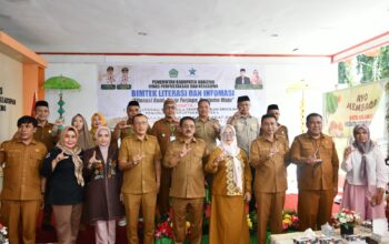 Bupati Rum Pagau Dorong Masyarakat Cerdas di Era Digital