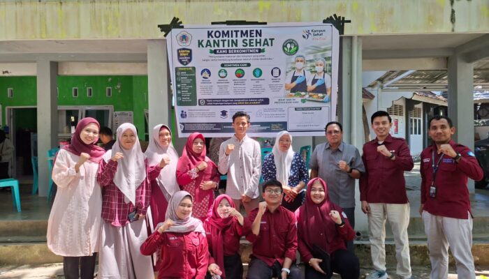 Mahasiswa Pascasarjana Prodi Kesmas Konsentrasi Kesehatan Lingkungan UNG Launching Sanitasi Kantin Kampus Sehat