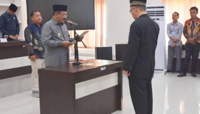 Bupati Boalemo Lantik Roni Imran sebagai Rektor RSCG, Siapkan Uji Kompetensi Nakes