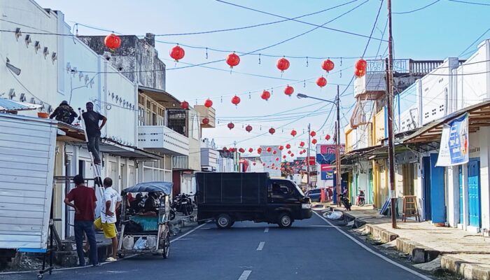 Ruas jalan di Kota Tua Mulai Dihiasi Lampion Jelang Street Food Jilid III