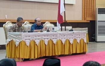 Wali Kota Gorontalo Soroti Lapak-lapak Usaha di Pinggir Jalan, Perlu Didata dan Ditata
