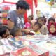 Timuato Institute dan Harry-Mimin Homestay Ajak 39 Anak Belanja Perlengkapan Sekolah