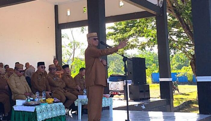 Bupati Ismet Tegaskan ASN Wajib Kedepankan Kualitas Pelayanan dan Disiplin