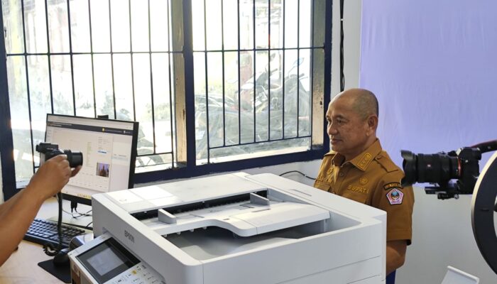 Soft Opening Imigrasi Pohuwato, Bupati Saipul jadi Pertama Buat Paspor
