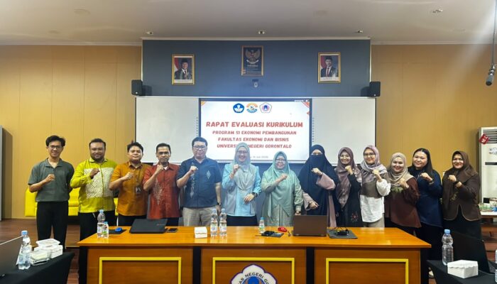 FEB UNG Selaraskan Implementasi Kebijakan Kurikulum Baru